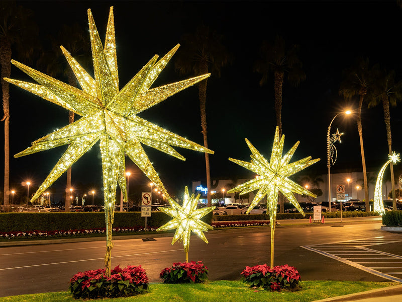 How Pole Mount Christmas Displays Transform Streets