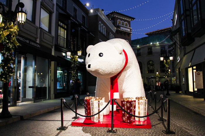 Giant Inflatable Polar Bear