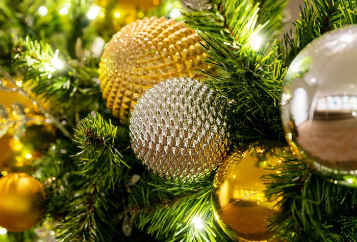 Buying Guide for Custom Commercial Christmas Ornaments