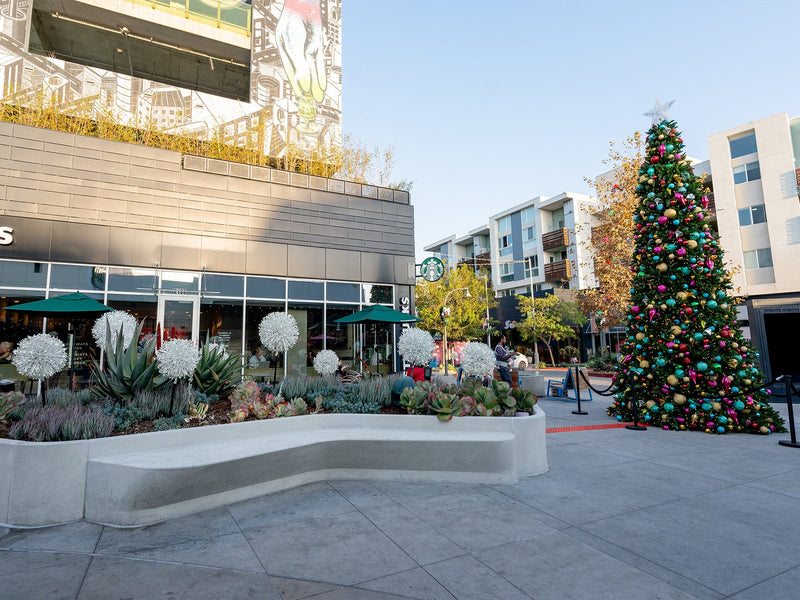 A Step-by-Step Guide to Planning a Holiday Light Show