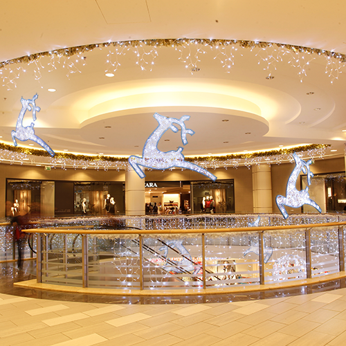 Dekra-Lite Hanging 2D Warm White LED Waterloo Reindeer Display