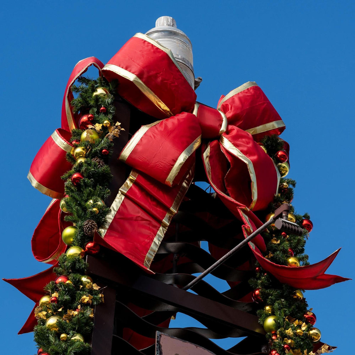Red Structural Bow with Gold Trim 36", 48", and 60"