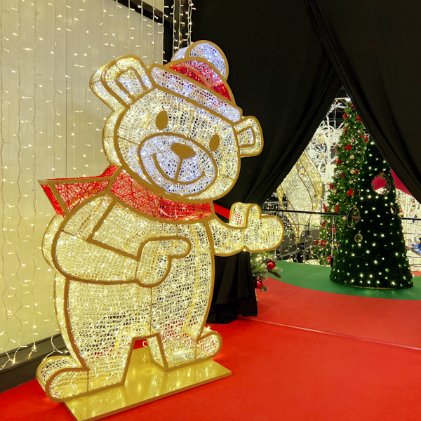 Kilkenny Illuminated Santa Bear