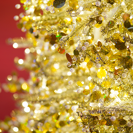 Close up of Dekra-Lite 19' Manhattan Tree.