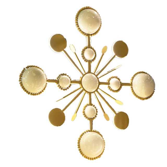 A beautifully crafted, illuminated decor piece named "Megumi," featuring a gold frame adorned with pearl ornamentation and glowing with a soft, warm white light. Perfect for adding a touch of elegance to your Christmas tree or holiday décor.