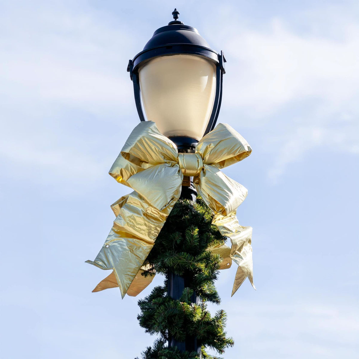 Gold Structural Bow 18" and 24"