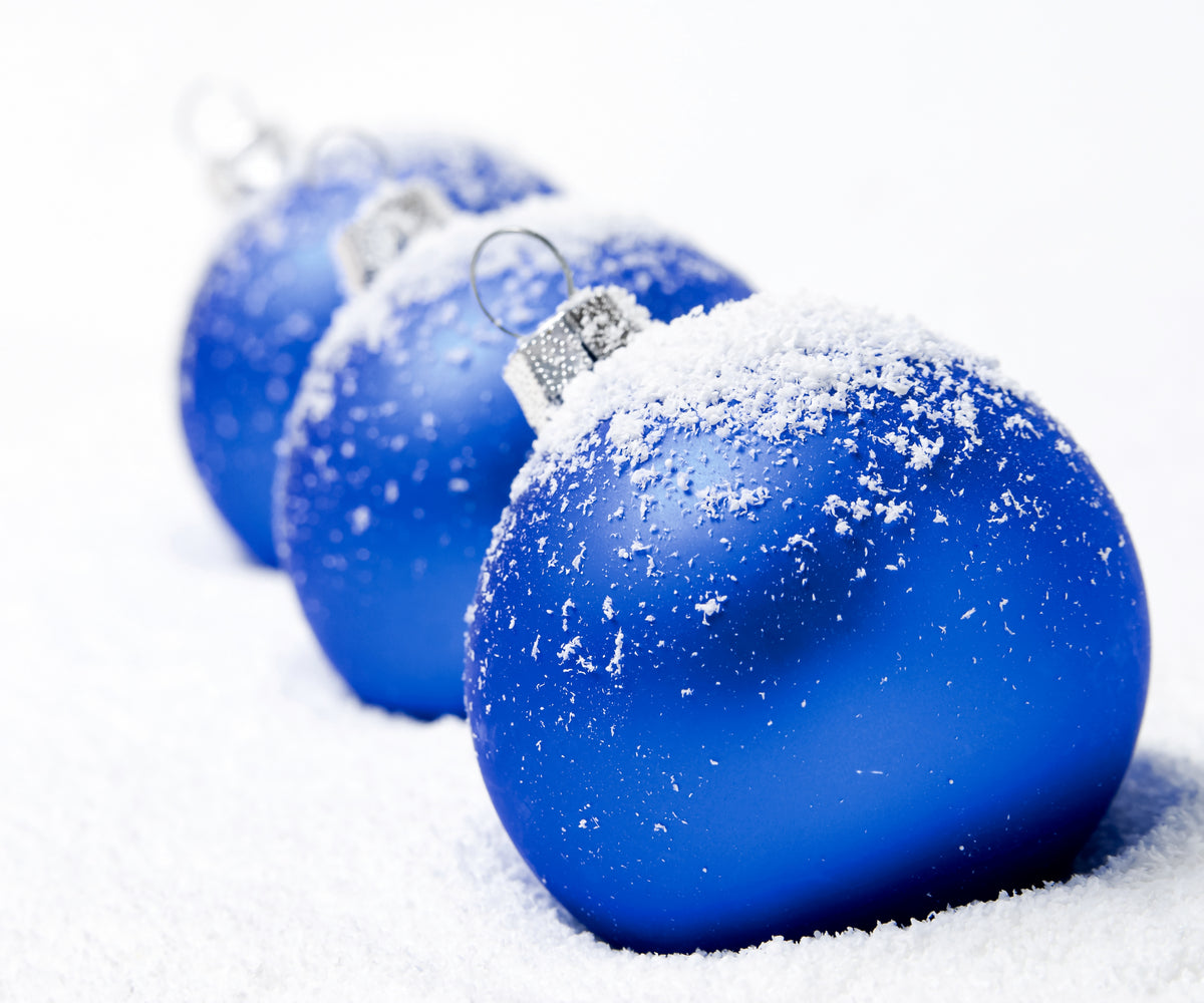 Dekra-Lite 3/8" Polyester Scatter Flakes on Blue Ornaments