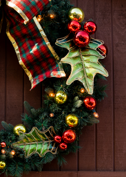 Christmas Decoration Holly Leaf Wreath Red Berries Christmas Tree