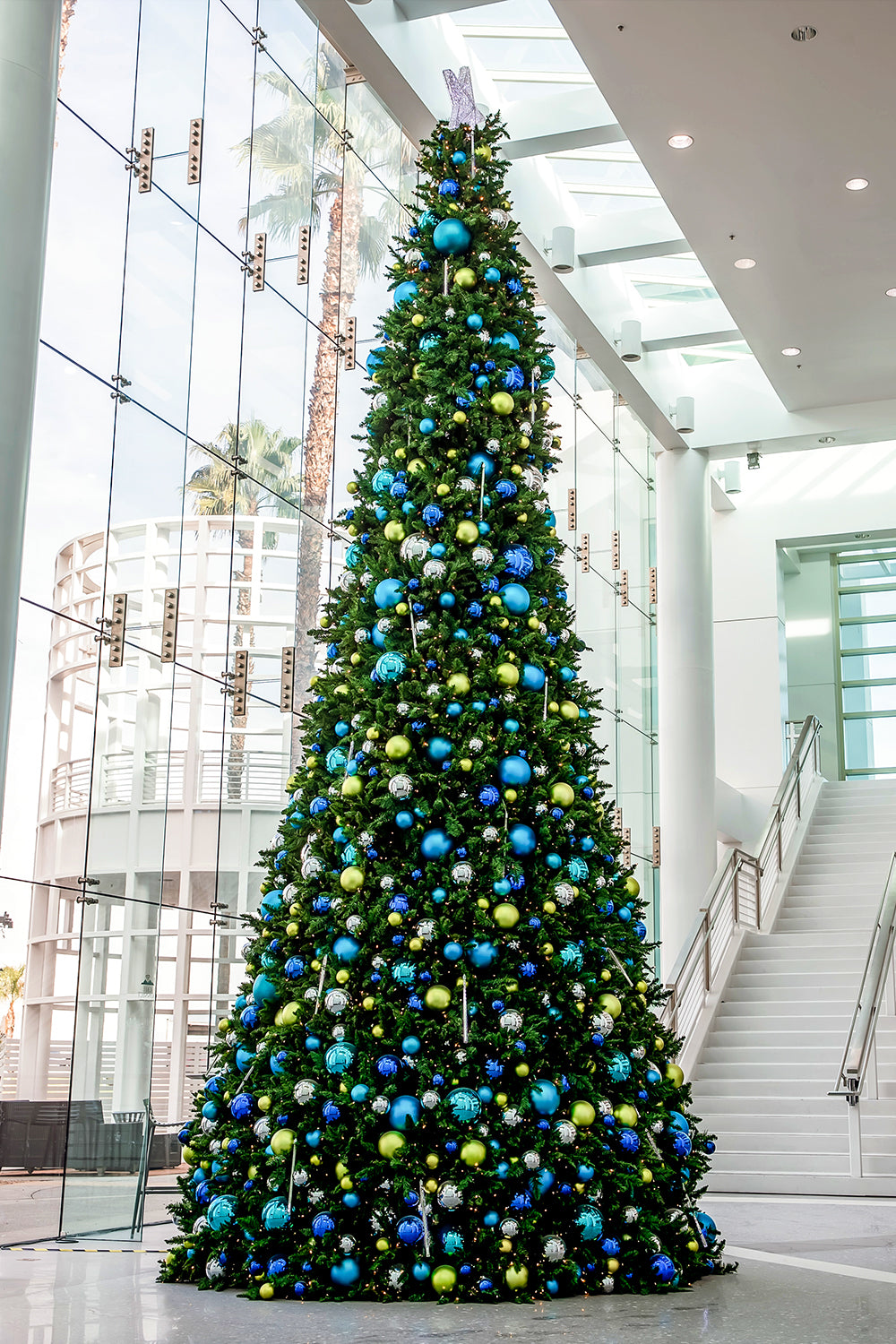 Dekra-Lite Sequoia Christmas Tree Decorated in Coastal Theme