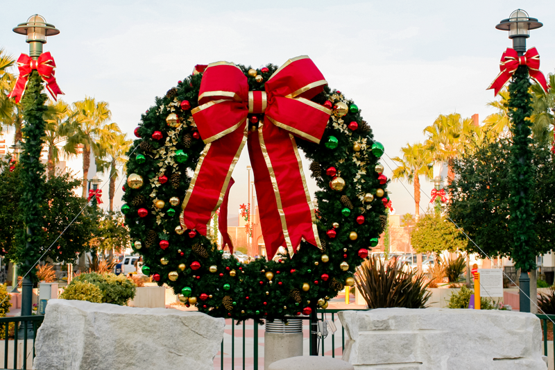 Dekra-Lite 36" Red Velvet Bow w/ Gold Trim on Wreath