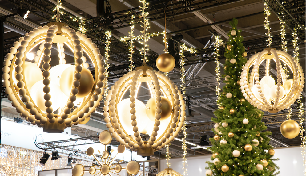 Dekra-Lite Hanging Kairi Pearl Illuminated Balls Display